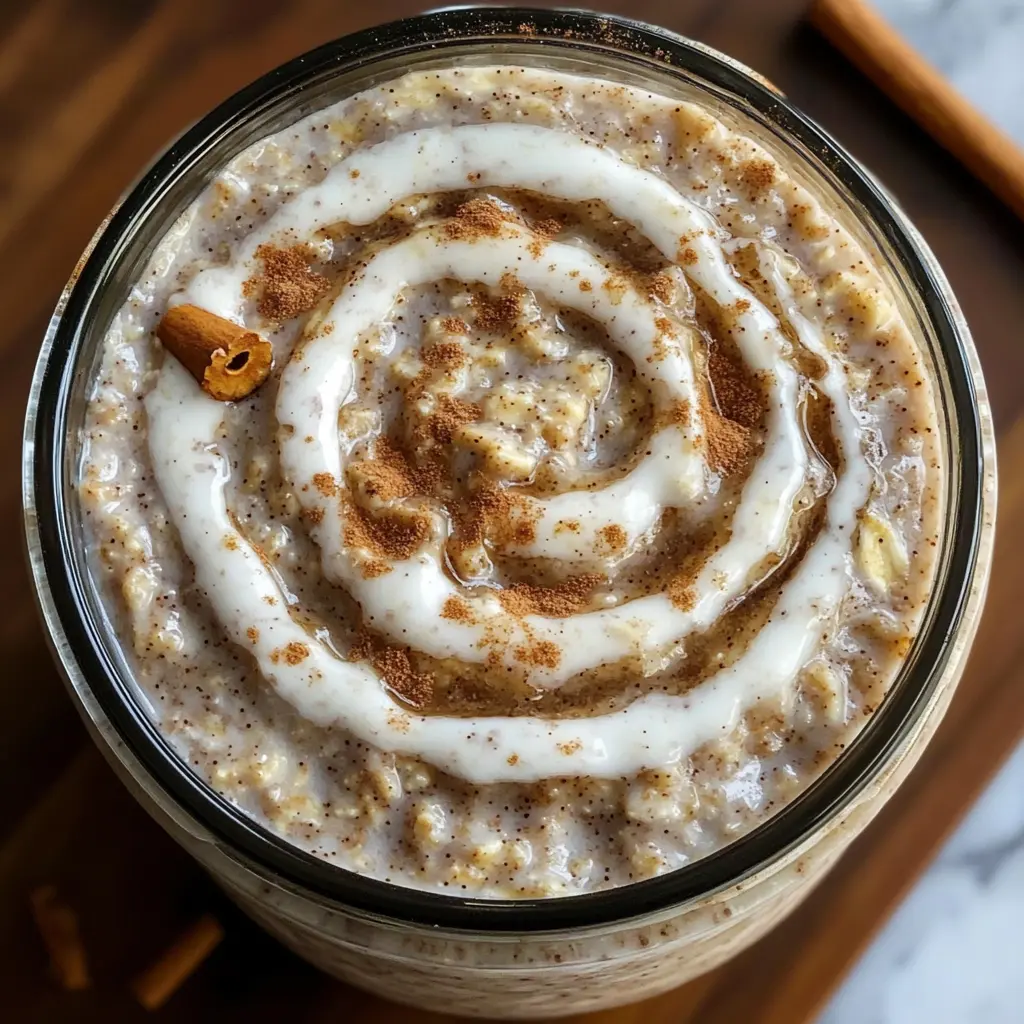 Cinnamon Roll Overnight Oats